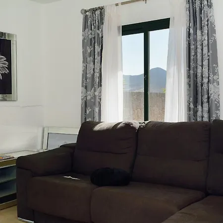 Casa Lottie - 5 Bed Private Pool Lanzarote פלאיה בלנקה