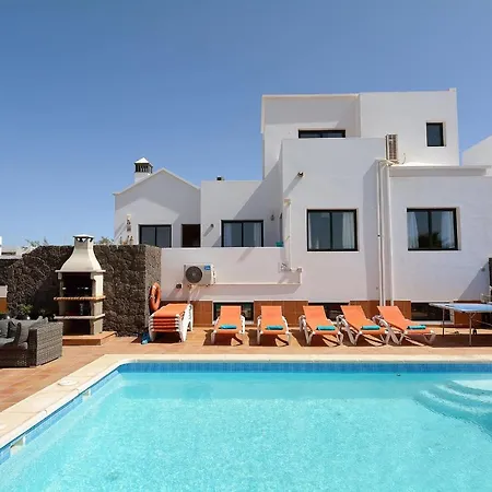 Vila Casa Lottie - 5 Bed Private Pool Lanzarote