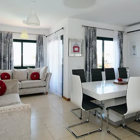 Vila Casa Lottie - 5 Bed Private Pool Lanzarote Playa Blanca (Lanzarote)